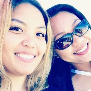 Meet your Posher, Dominique